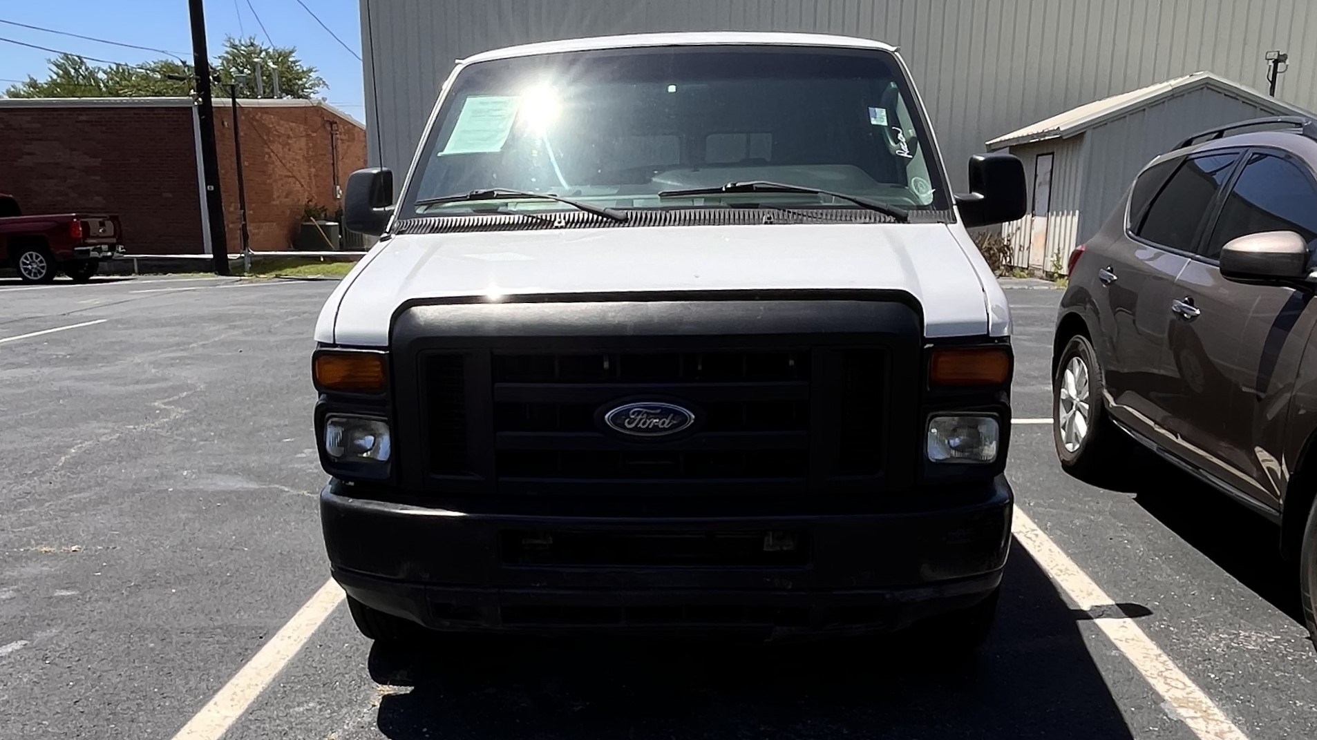 photo of 2012 Ford E-Series Wagon E-350 XLT Super Duty Extended
